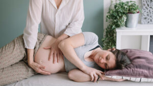 Prenatal-Massage
